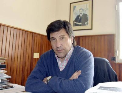 Mario Rodr�guez: �Si la educaci�n les parece cara, prueben con la ignorancia que es m�s barata�