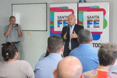 Lifschitz licit� obras de desag�es pluviales para Coronda