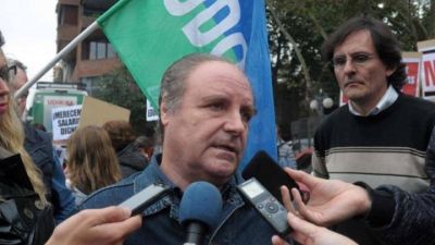 Docentes confirman que el paro ser� con los chicos fuera de las aulas