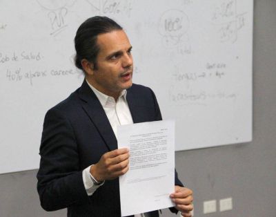 Peretta: Cerraron 64 farmacias el �ltimo a�o