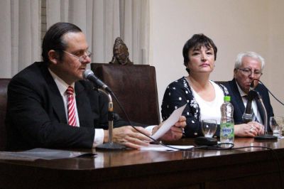 Etchevarren:: �En los a�os que llevamos de gesti�n se hizo m�s obra p�blica que en los 190 anteriores�