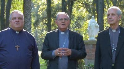 Fuerte autocr�tica de la Iglesia argentina: 