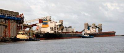 Banco Macro y Bice financiar�n el dragado y mantenimiento del puerto de Quequ�n