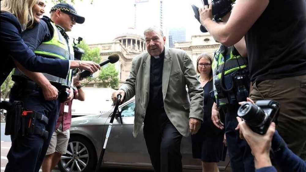 El cardenal australiano George Pell fue condenado a seis aos de prisin por pederasta