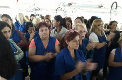 Por la �miseria salarial�, las empleadas de Textilana hacen un paro