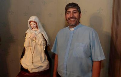 Fuerte pol�mica y expectativa genera la entronizaci�n de una Virgen en La Plata