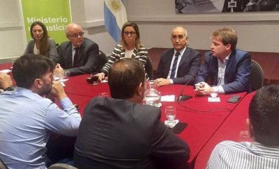 El intendente K que se reuni� con Laura Alonso para combatir la corrupci�n