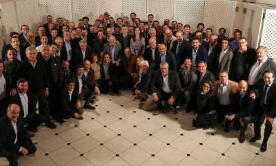 Bajo la sombra de Vidal, Macri atiende la preocupaci�n de intendentes propios