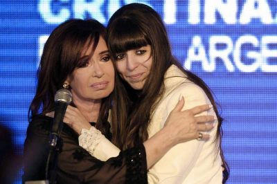 El viaje a Cuba dispar� especulaciones y hay m�s dudas sobre la candidatura de Cristina