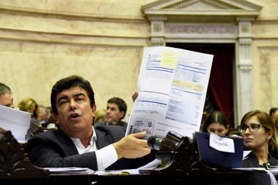 Reclamo peronista: emergencia tarifaria y precios de los servicios p�blicos a 2018