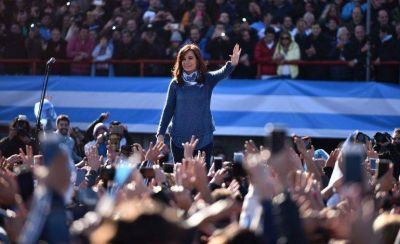 Cristina Kirchner gana en primera vuelta: Magnetto quiere bajar a Macri y jugar con Vidal y Tinelli