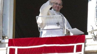 Papa en �ngelus: Jes�s prepara ap�stoles para soportar esc�ndalo de la cruz
