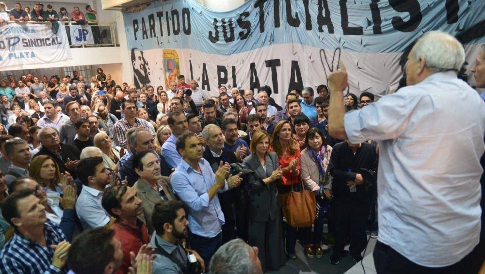 Peronismo: en La Plata hay claras seales que las candidaturas saldrn de las PASO