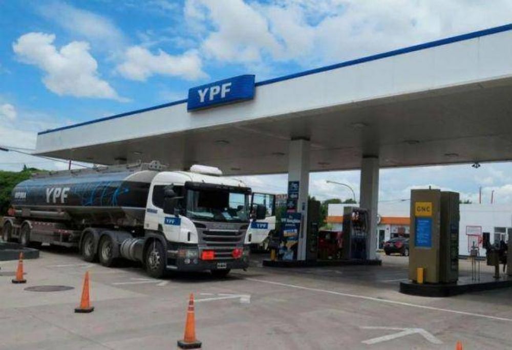 Se podrn alquilar autos en estaciones de servicio YPF