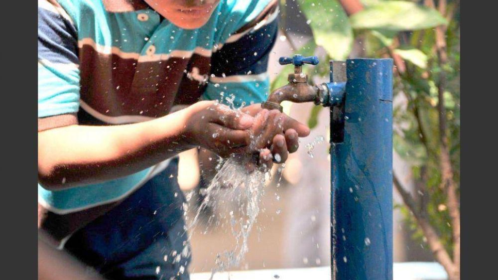 Ms de 2.000 millones de personas en el mundo no tienen acceso al agua potable