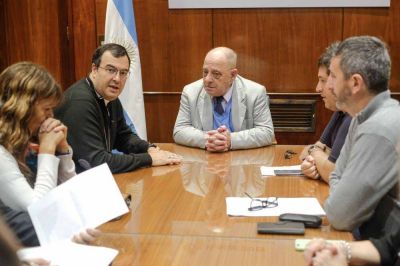 El intendente Arroyo se reuni� con el Obispo Mestre