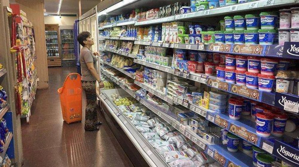 El 82,5% de los argentinos compra 