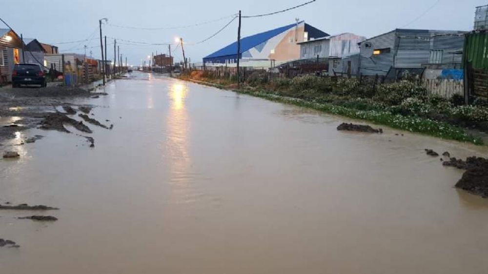 Vecinos de la Margen Sur reclaman obras para las zonas inundadas
