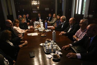 La Iglesia local convoc� a sectores productivos con el foco en el Puerto