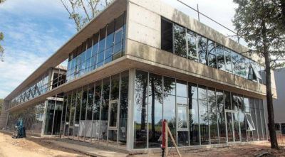 Empresa biotecnol�gica instalar� una f�brica de medicamentos en Gar�n