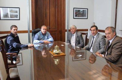 Por financiamiento productivo, S�nchez recibi� a gerentes del Naci�n