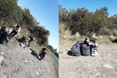 J�venes solidarios juntaron basura tirada en Pasos Malos