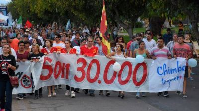 A 43 años de Golpe, grupos de derechos humanos marchan por el Día de la Memoria