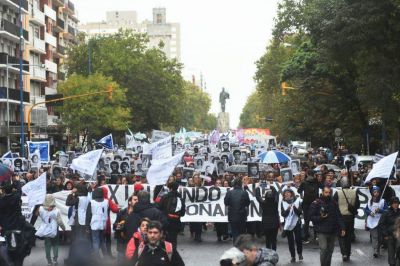 Masivo pedido de Memoria, Verdad, Justicia y un mundo sin exclu�dos