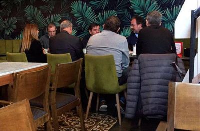 Tras la reuni�n de funcionarios con Montenegro, Alcolea asegur� que �conversamos para ver si llegamos a un entendimiento�