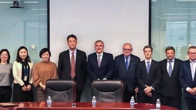 Morales cierra en China otro negociado con el Parque Solar Cauchari
