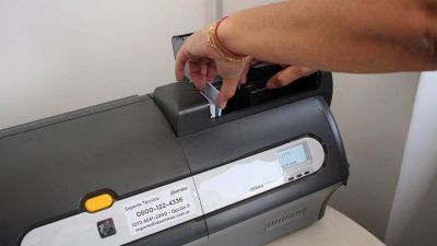 Tr�mite en 24 horas: En un mes se han impreso en Necochea unas 1700 licencias de conducir