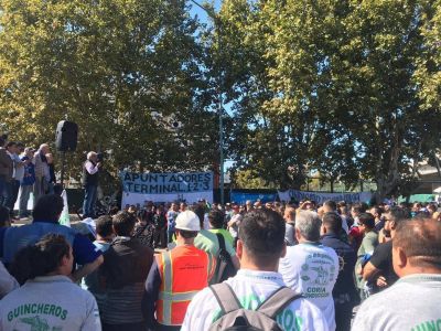 La FeMPINRA acat� la Conciliaci�n Obligatoria en el conflicto del Puerto de Buenos Aires