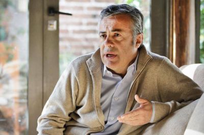 Cornejo le asegur� a Macri que 