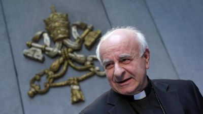 Paglia: �Estudiamos la inteligencia artificial. Nos lo ha pedido el Papa�