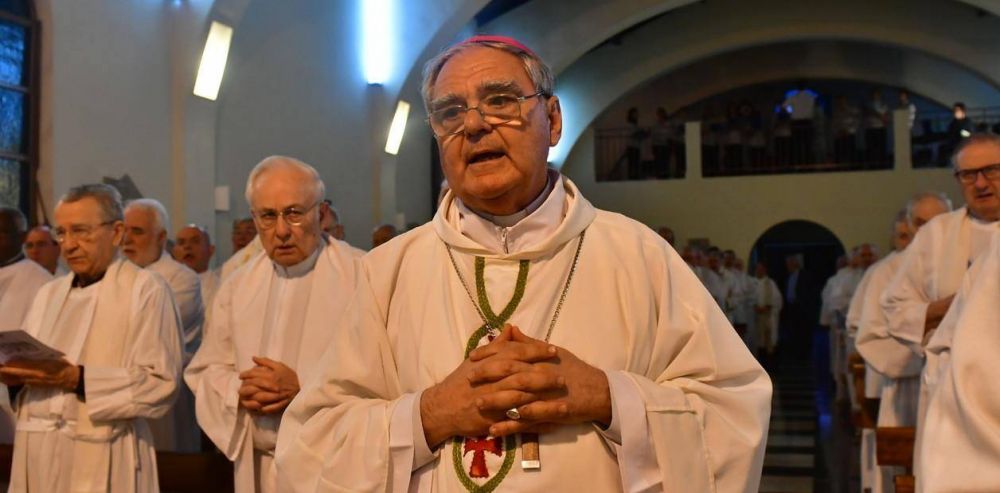 La Iglesia est� �hondamente preocupada� y advierte: �Hay un s�ntoma de depresi�n en el pa�s�