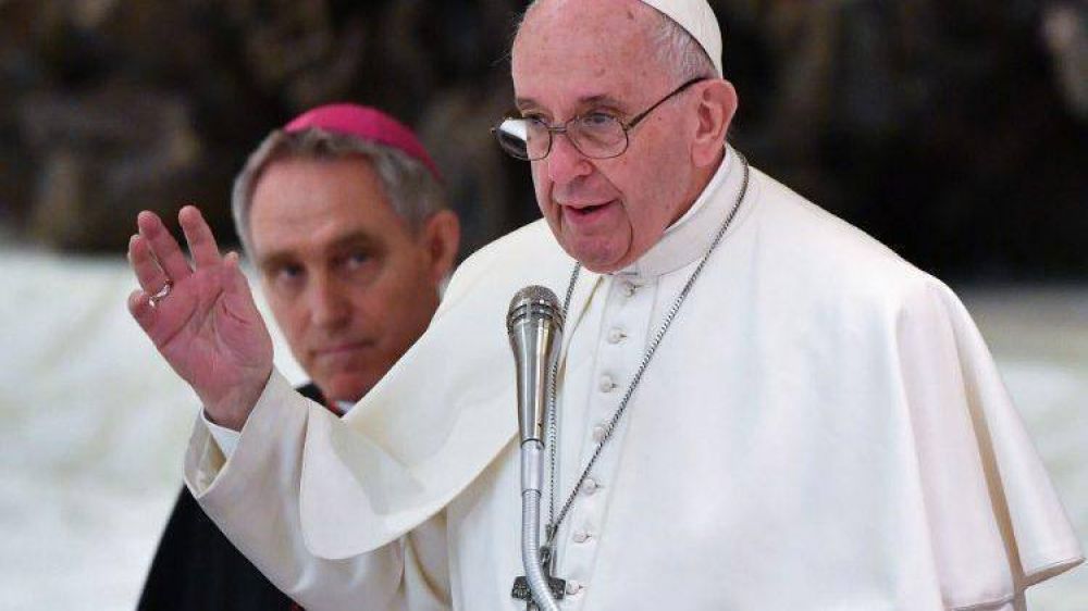 Papa a confesores: poder humano no tiene jurisdicci�n sobre sigilo sacramental