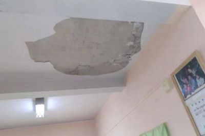Gay se comprometi� a gestionar obras para la escuela 36