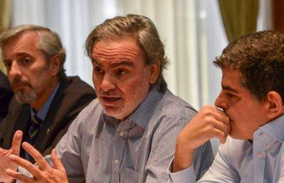 Realizar�n subastas mensuales de gas para cubrir los picos de invierno