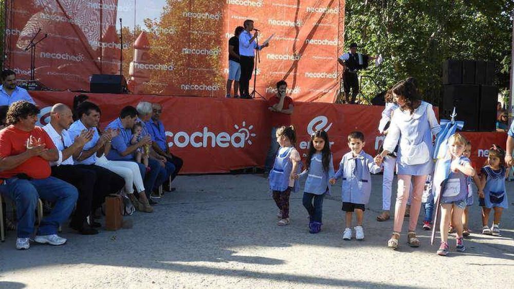 En el festejo de Fern�ndez, el intendente resalt� el esfuerzo de las instituciones