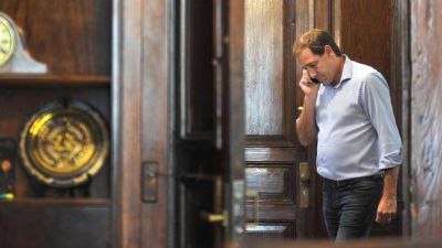 La ca�da de Macri en La Plata complica a Vidal y Garro