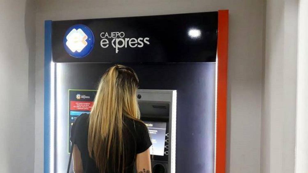 Crece la instalaci�n y el uso de cajeros autom�ticos en la Red de YPF