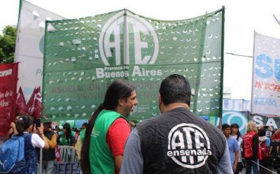 Estatales convocaron a un paro y advirtieron con profundizar medidas si no los convocan a paritarias