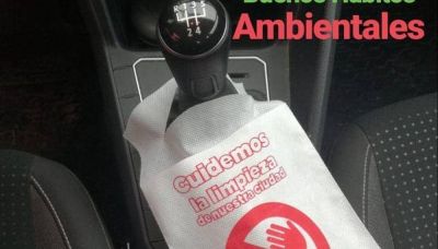 Repartieron bolsas de basura a los conductores