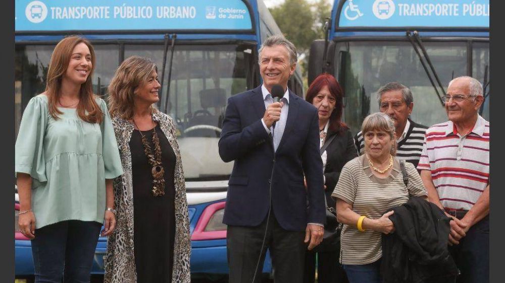 Macri vuelve a mostrarse junto a Vidal en la b�squeda de blindar su candidatura