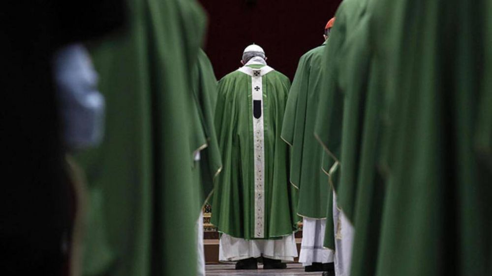 El paso inequvoco del Papa: normas a la vanguardia contra la plaga de la pederastia