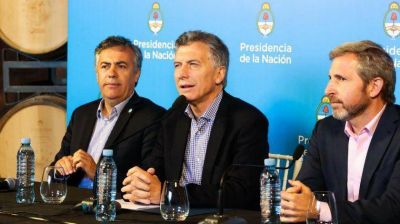 Macri convoca a los radicales y podr�an negociar la f�rmula presidencial