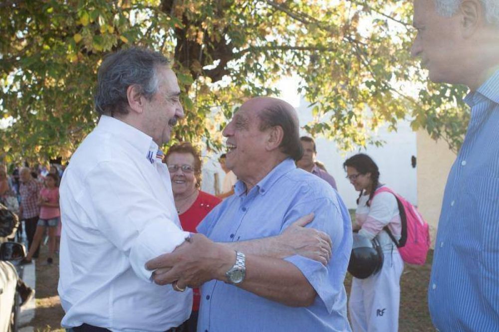 Un histrico dirigente peronista apuesta a la boleta corta con guios a la candidatura de Lavagna