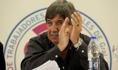 Municipales: reclamo salarial con cl�usula gatillo y dardos a la CGT