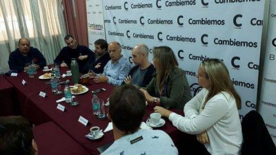 Grindetti y Larreta, con legisladores y referentes de Cambiemos de la Tercera Secci�n