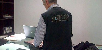 Facturas truchas, el criterio discutible que usa la AFIP